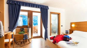 Doppelzimmer mit Balkon