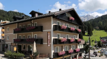 Hotel Garnì Arnica