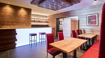 Lounge bar
