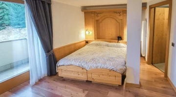 Camera con letto  matrimoniale