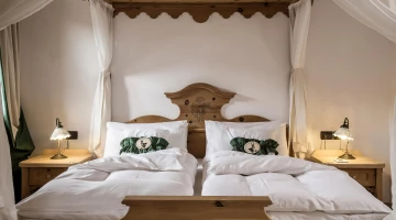 Suite avec lit à baldaquin
