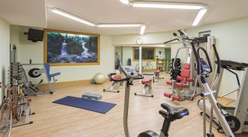 Salle de sport équipée