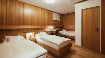 Dreibettzimmer