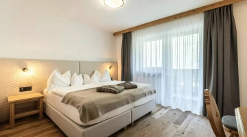 Camera con letto matrimoniale