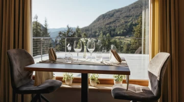 Restaurant with mountain view