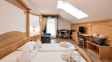 Zimmer mit Wohnbereich