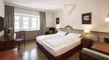 Zimmer mit Fenster