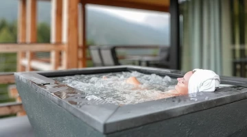 Suite avec jacuzzi extérieur