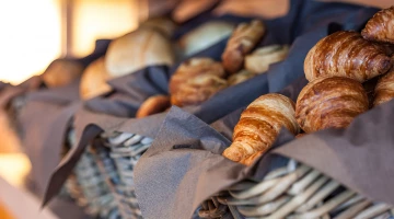 Frische Croissants zum Frühstück