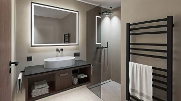 Bathroom with shower box in a suite