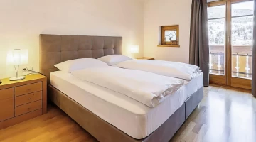 Double bedroom in apartment