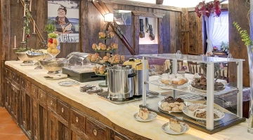Selezione dolce e salata a colazione