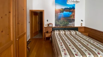 Double bed in the room