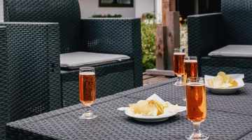 Aperitivo all'aperto