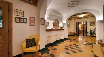 Hall e reception