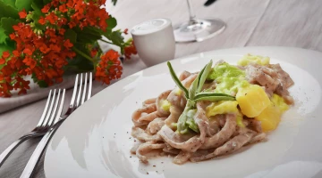 Gastronomic proposal at the restaurant
