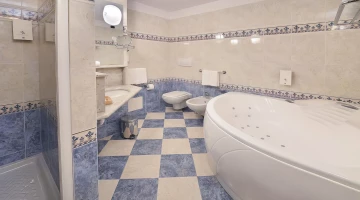 Bathroom with Jacuzzi