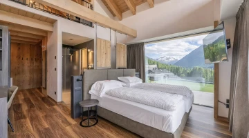 Two-level suite