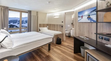 Triple room