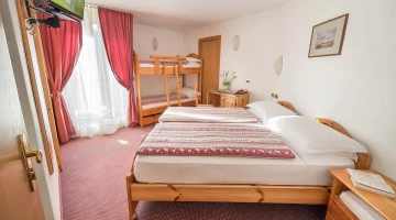 Quadruple room