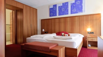 Double room in a suite