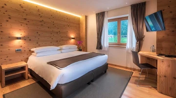 Suite with desk and TV