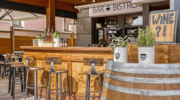 Bistro bar counter