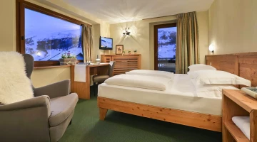 Double room with mountain view