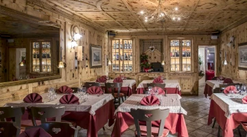 À la carte restaurant room