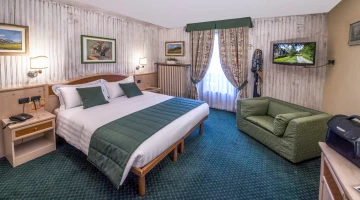 Double room with sofa
