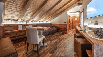 Living area in Suite
