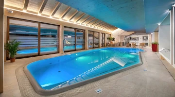 Indoor swimming pool
