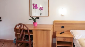 Detail of furnishings in the room