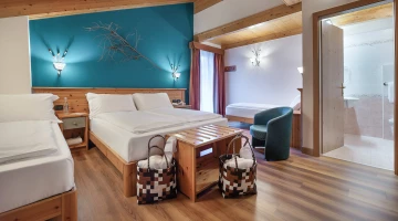 Triple room with balcony