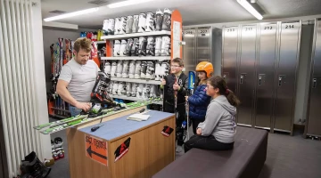 Ski storage