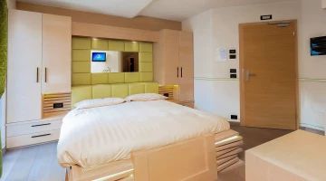 Room with modern furnishings