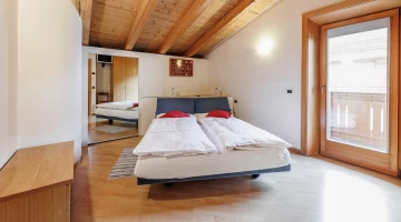 Double bedroom in apartment