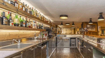 Internal bar