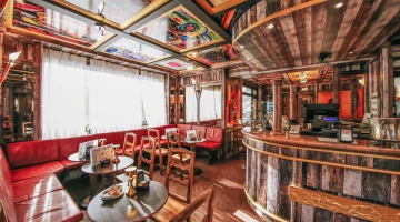 Internal bar