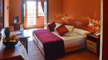Doppelzimmer mit Balkon