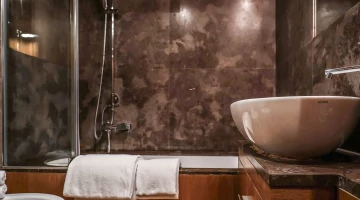 Private facilities with shower tub