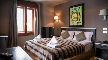 Double bed in family room