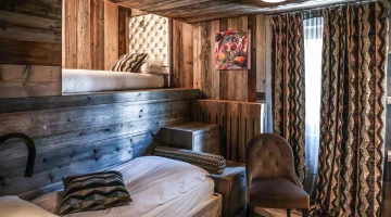 Double room with single beds in Suite