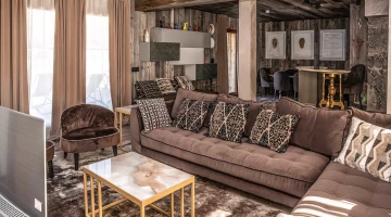 Living area in Suite