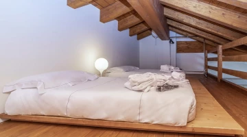 Futon im Dachgeschoss des Familienzimmers