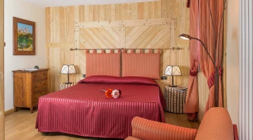 Chambre avec lit double