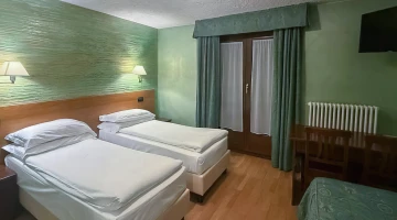 Triple room