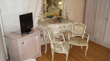 Room with TV
