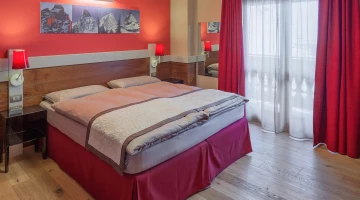 Doppelzimmer mit eigenem Balkon