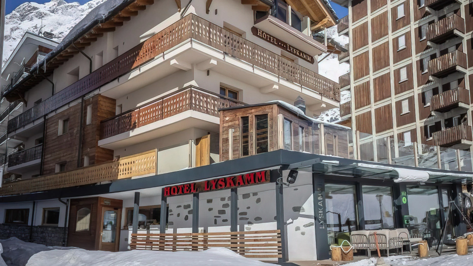 Außenbereich des Hotels
